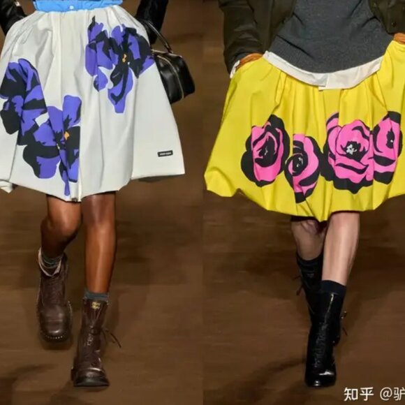 Ribbed Crew Socks - Picture 5 of 7